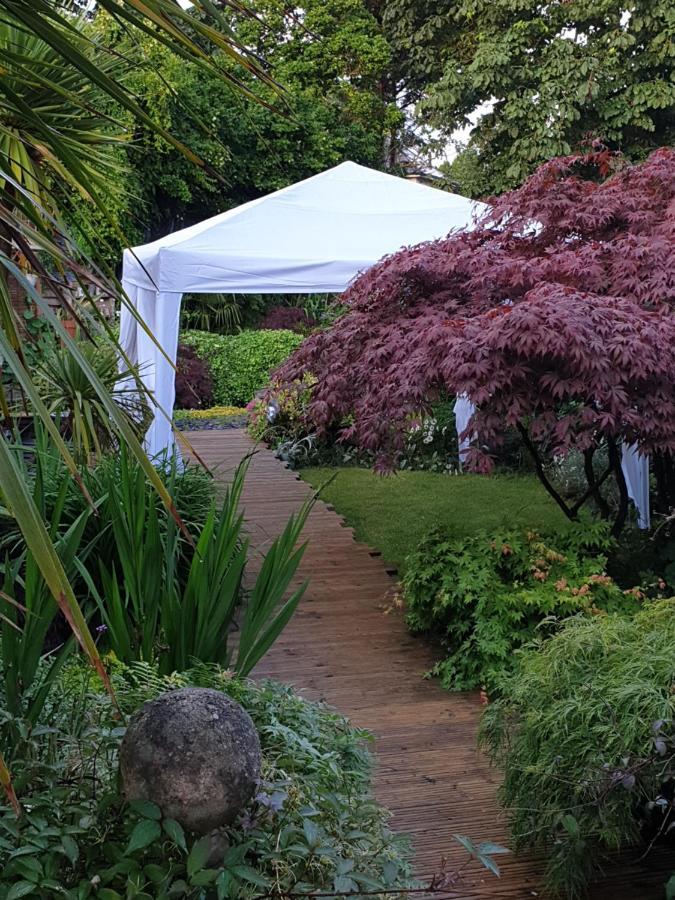 Tropical Garden Oasis Rooms Birmingam Exterior foto